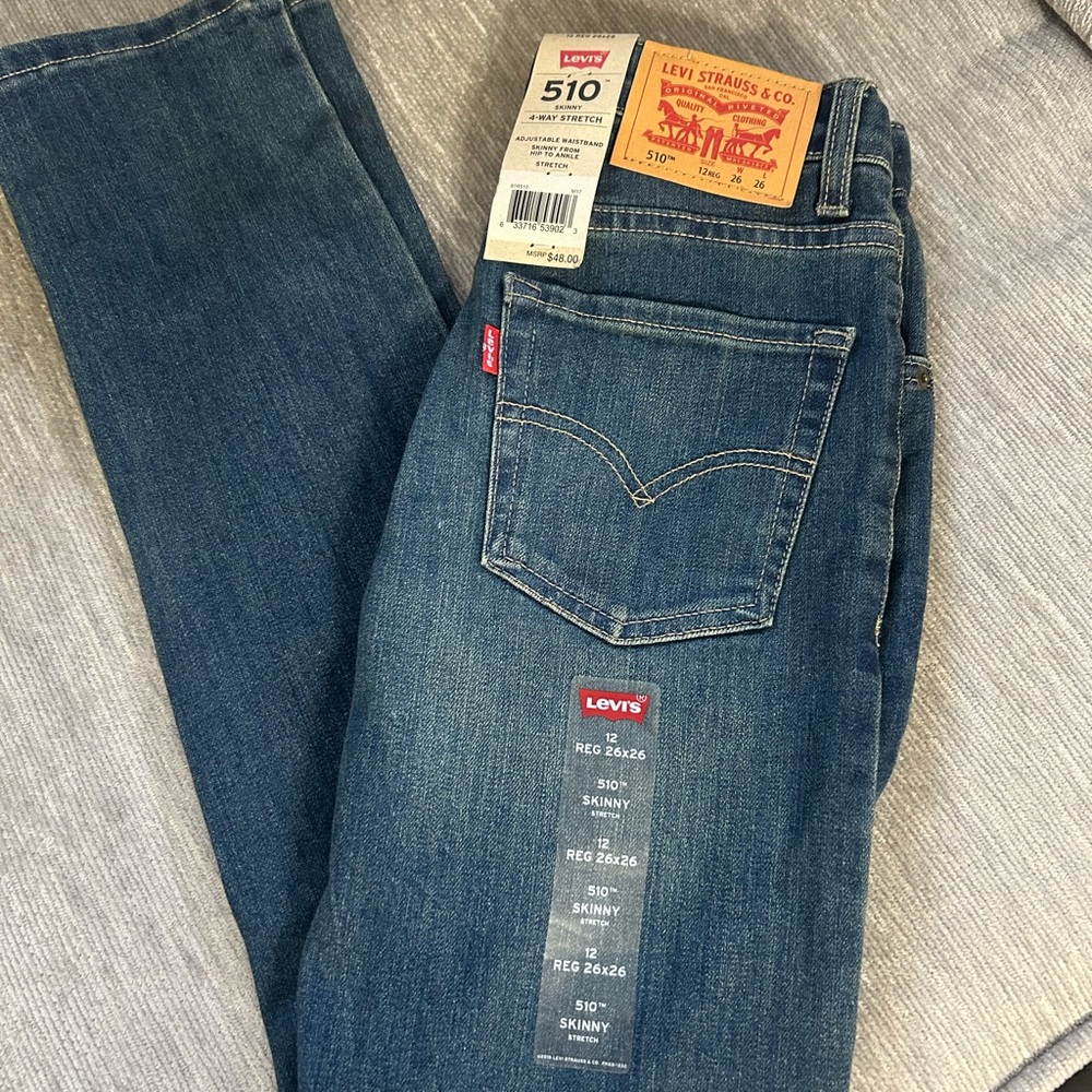LEVIS BLUE JEANS - Picture 3 of 4